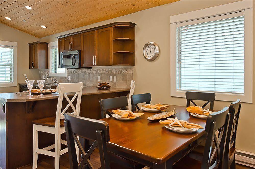 Oceanside Village Resort Parksville Luaran gambar
