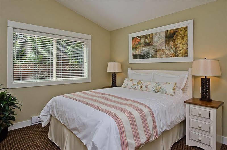 Oceanside Village Resort Parksville Luaran gambar
