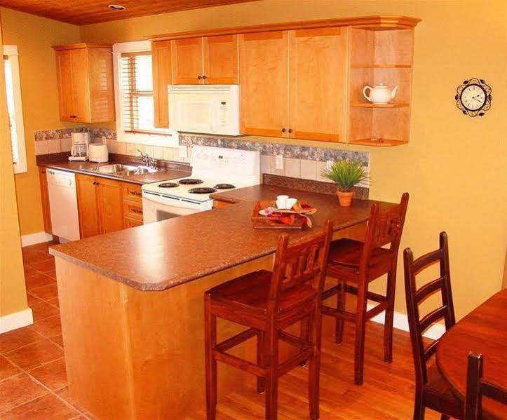 Oceanside Village Resort Parksville Luaran gambar